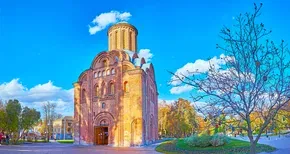 IVF in Ukraine 2026: Costs, Clinics, Success Rates & Surrogacy Options